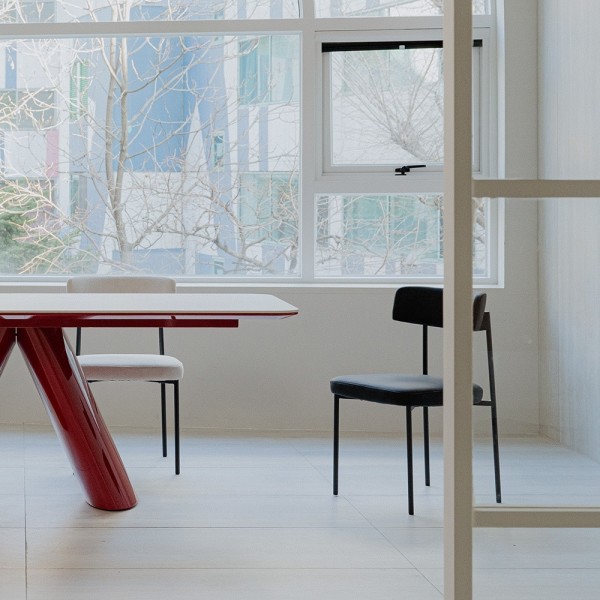 페오펫몰,[반려인혜택][헨지디자인] 씨엘 라운드 실리콘 레더 체어 식탁의자