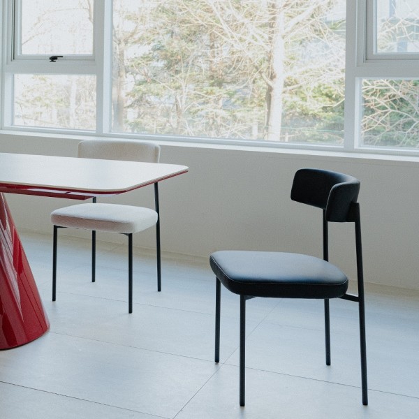 페오펫몰,[반려인혜택][헨지디자인] 씨엘 라운드 실리콘 레더 체어 식탁의자