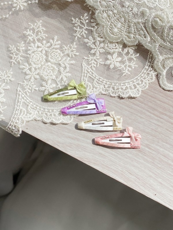 페오펫몰,삼각 3cm 똑딱핀 심플 투톤 뮤즈방수핀 강아지 머리핀 미간핀